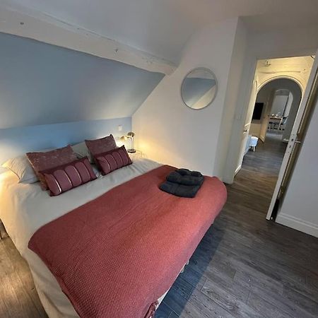 Appartement Avec Terrasse En Plein Coeur De Vernon Vernon  Exteriör bild
