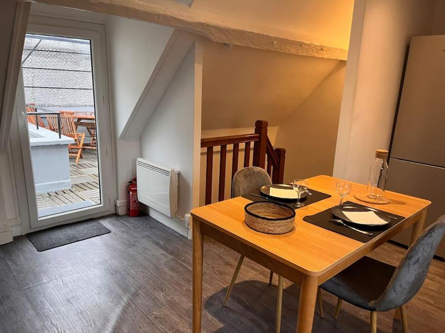 Appartement Avec Terrasse En Plein Coeur De Vernon Vernon  Exteriör bild
