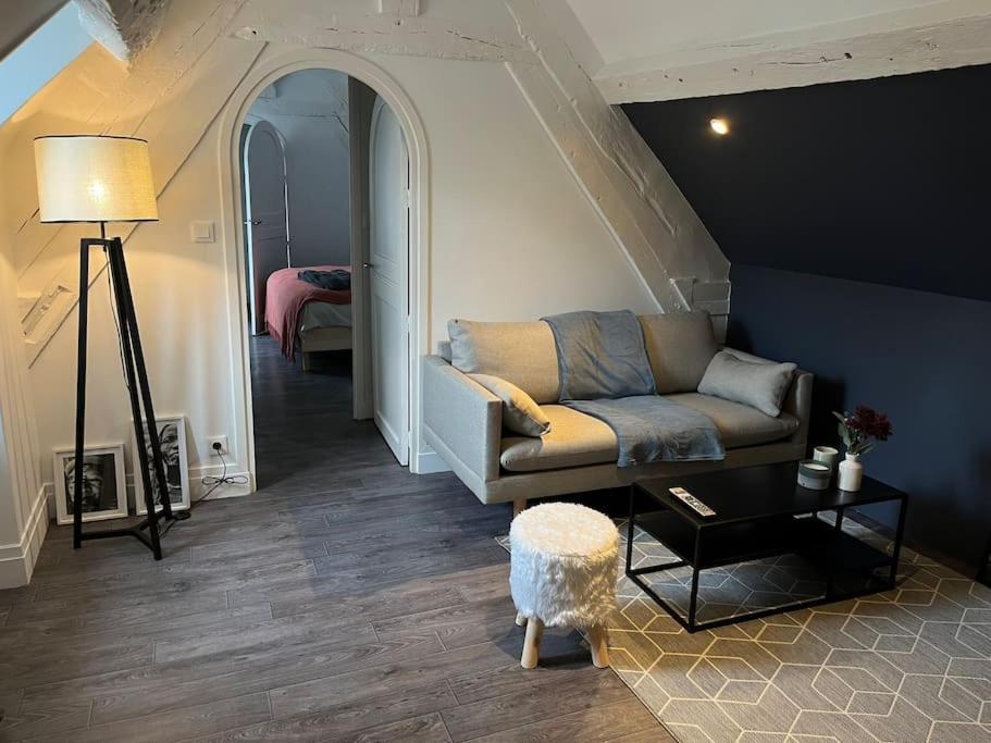 Appartement Avec Terrasse En Plein Coeur De Vernon Vernon  Exteriör bild